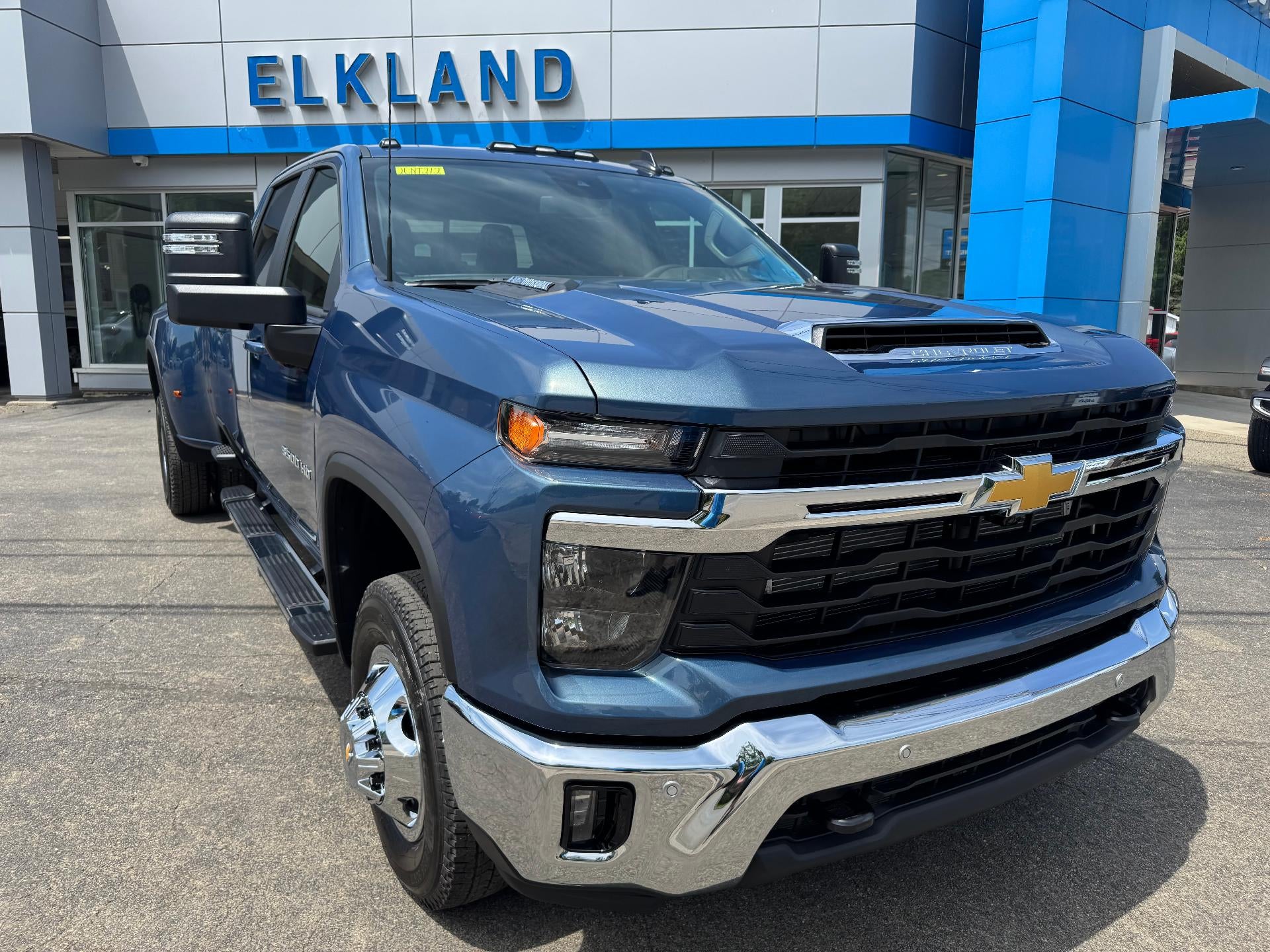 2026 Chevrolet Silverado 3500 HD LT DRW