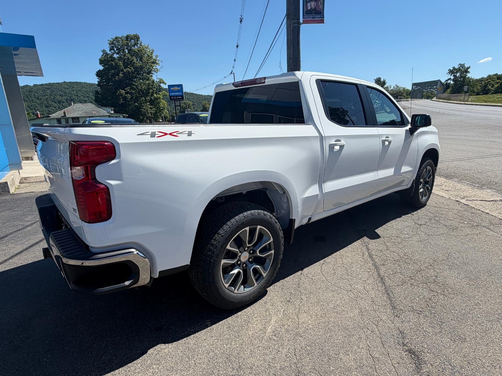 2026 Chevrolet Silverado 1500 LT (2FL)