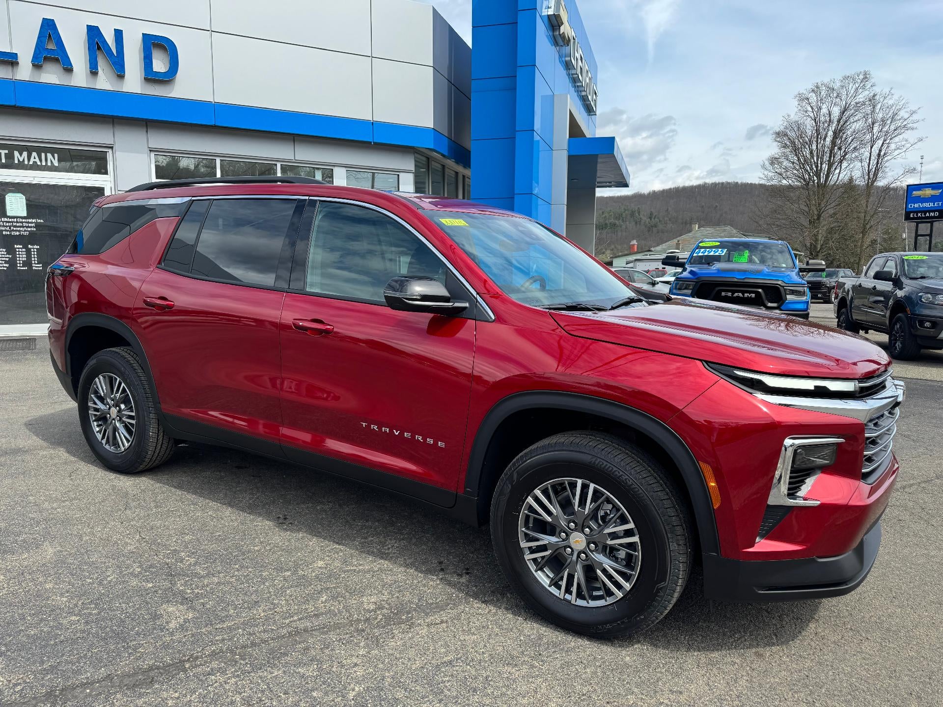 2026 Chevrolet Traverse LT