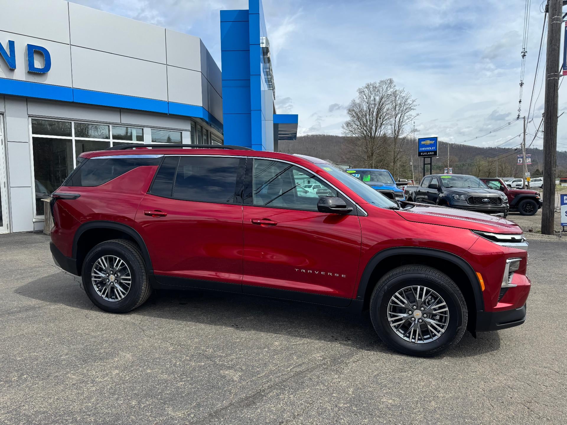2026 Chevrolet Traverse LT