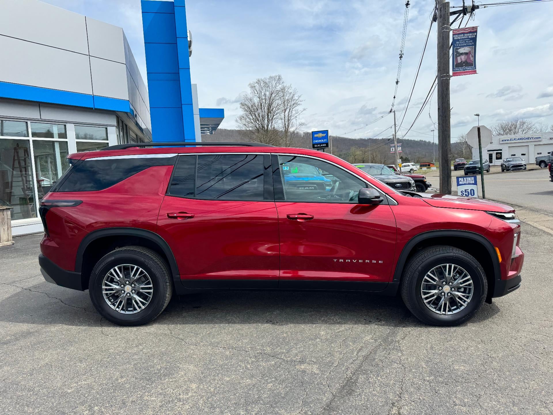 2026 Chevrolet Traverse LT
