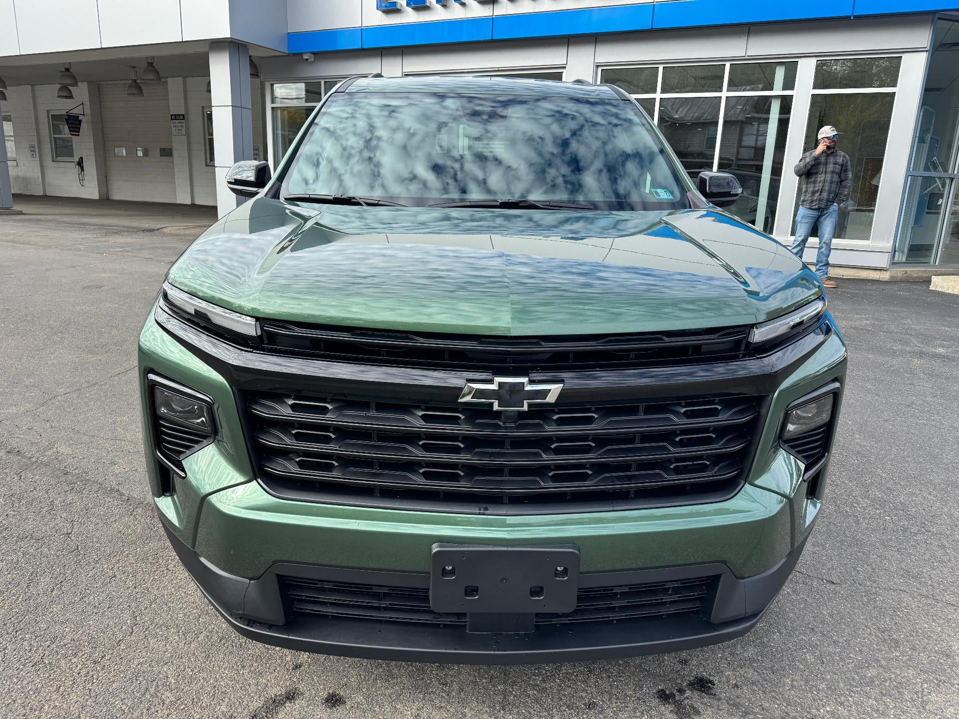 2027 Chevrolet Traverse LT