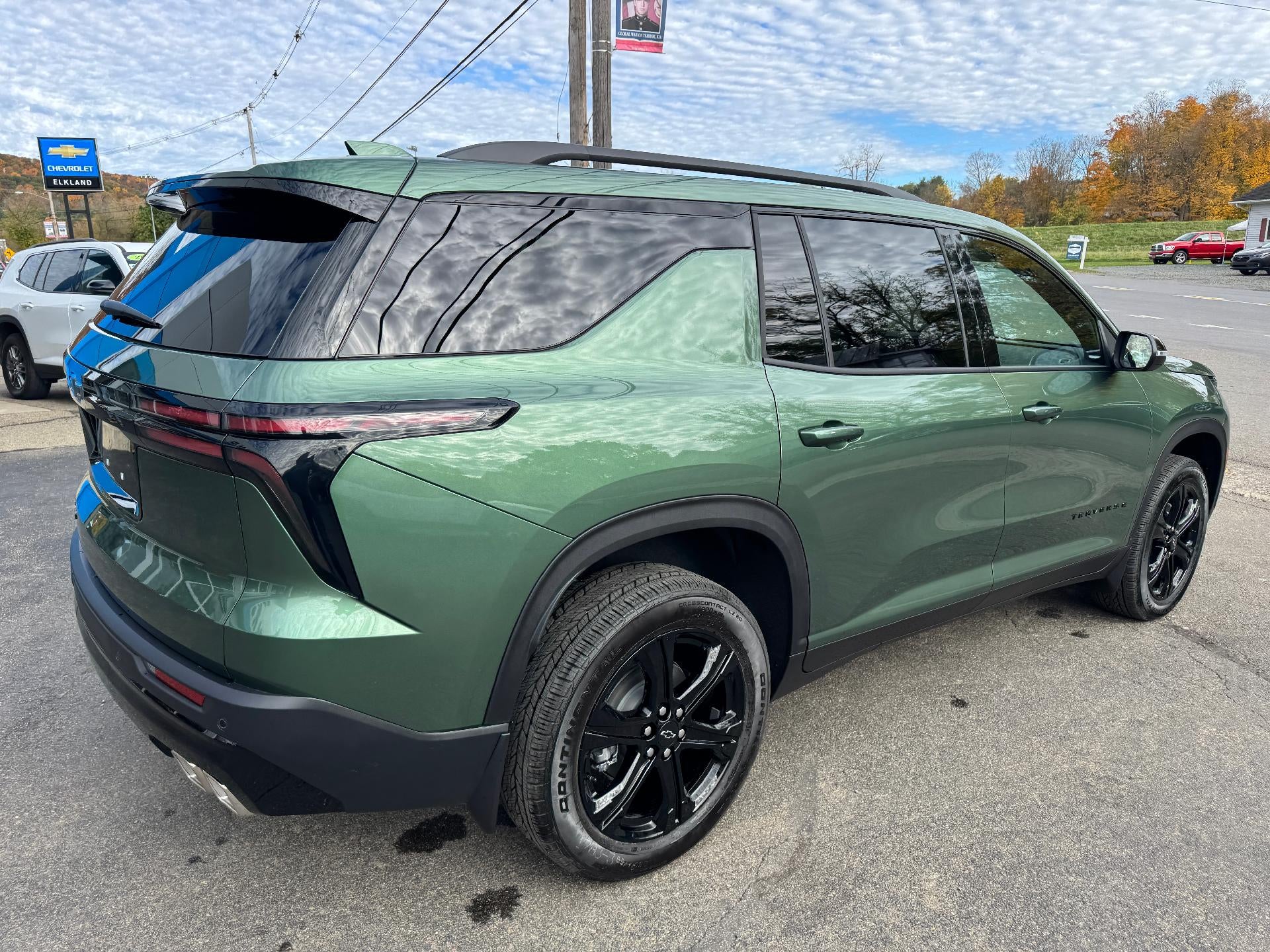 2027 Chevrolet Traverse LT