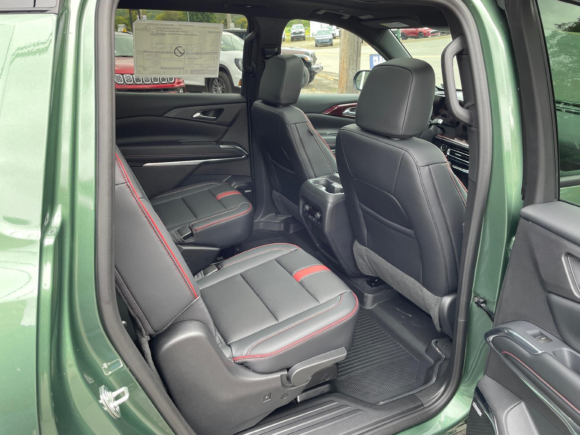 2027 Chevrolet Traverse RS