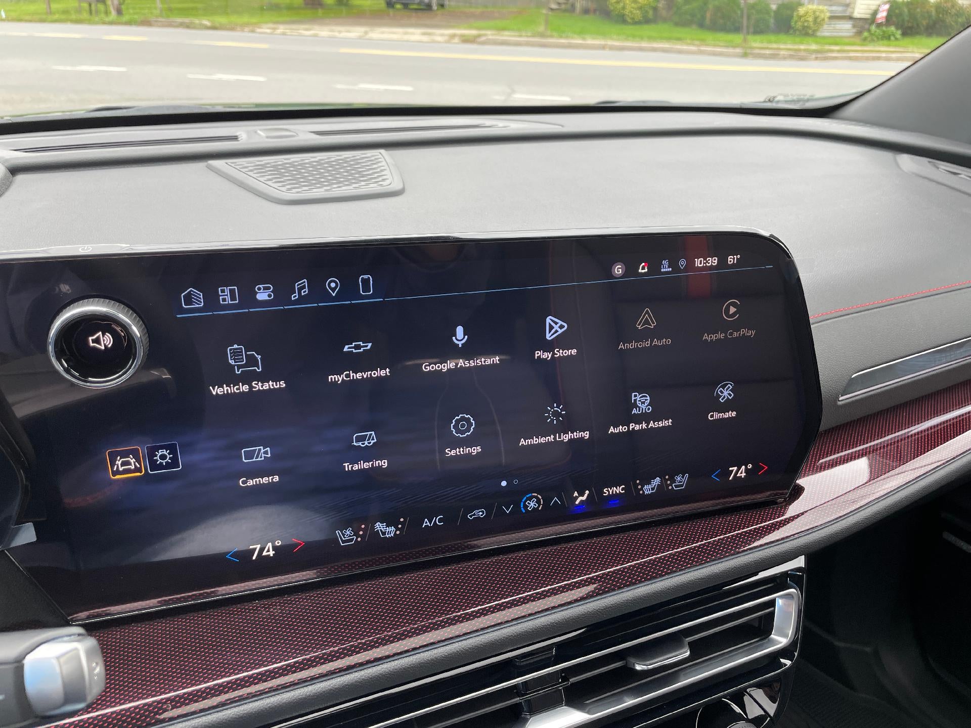 2027 Chevrolet Traverse RS