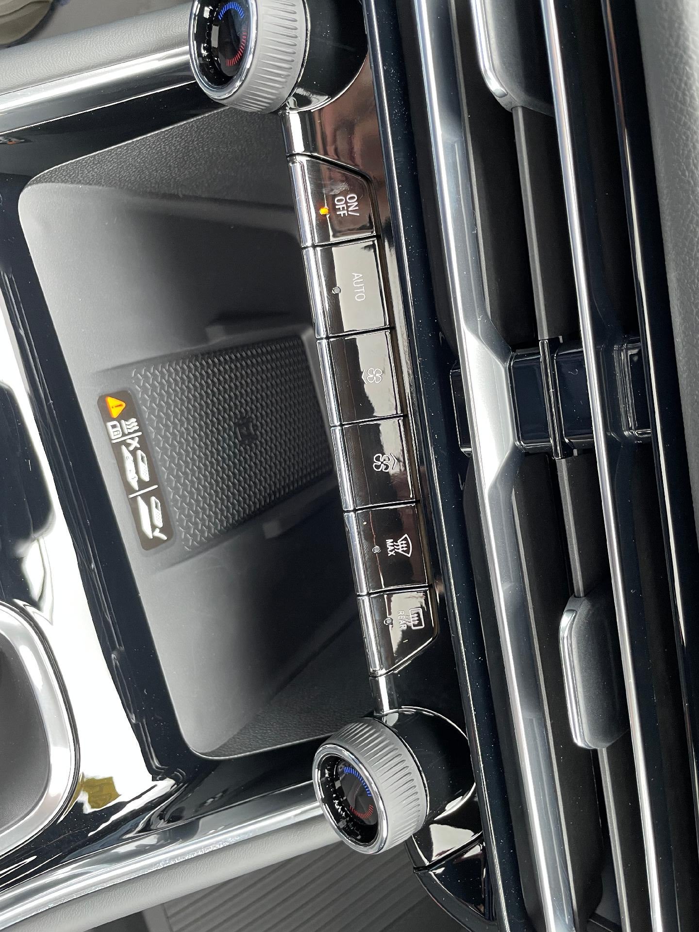 2027 Chevrolet Traverse RS