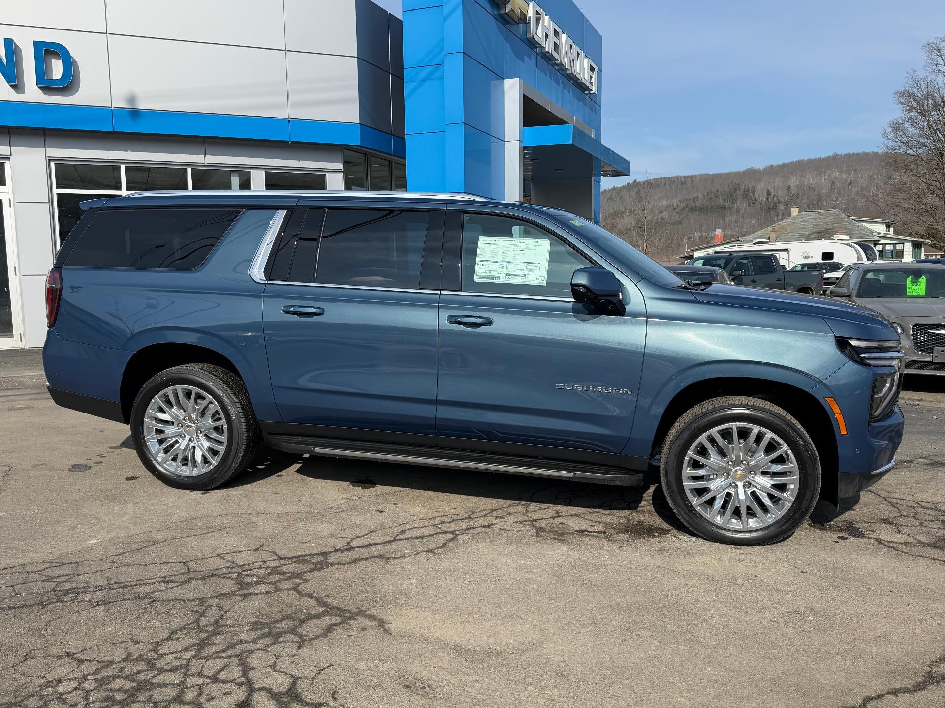 2026 Chevrolet Suburban LS