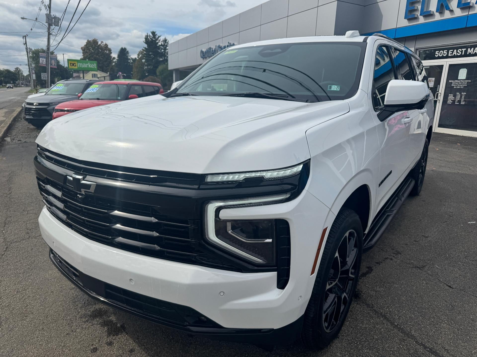 2027 Chevrolet Suburban RST