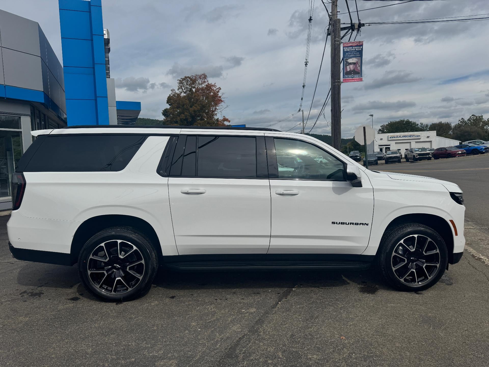 2027 Chevrolet Suburban RST