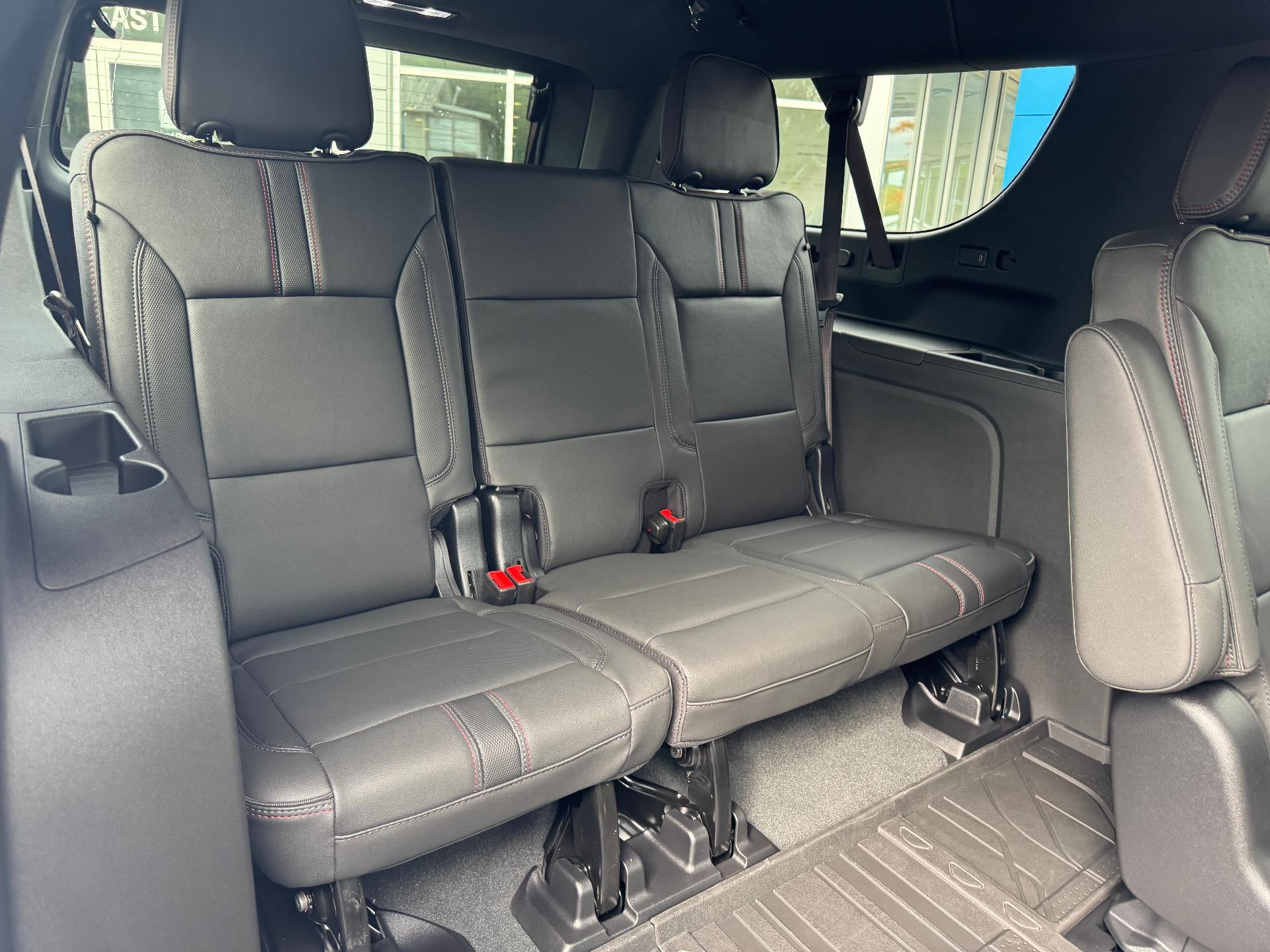 2027 Chevrolet Suburban RST
