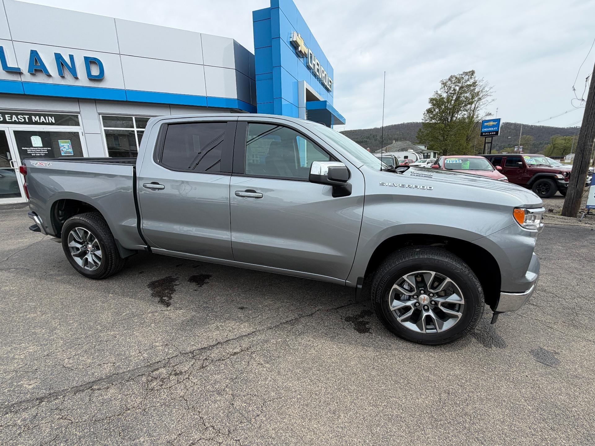 2026 Chevrolet Silverado 1500 LT (2FL)