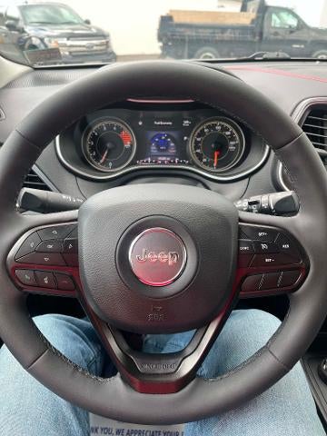 2022 Jeep Cherokee Trailhawk