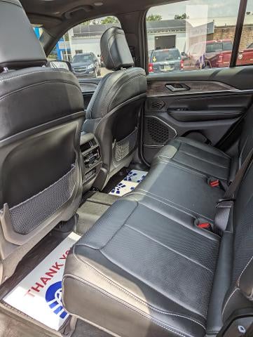 2022 Jeep Grand Cherokee Overland