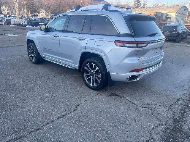 2022 Jeep Grand Cherokee Overland