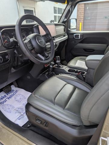 2025 Jeep Gladiator Mojave X
