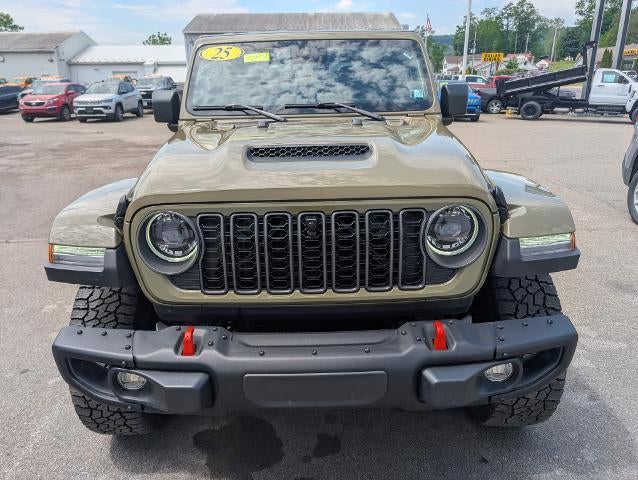 2025 Jeep Gladiator Mojave X