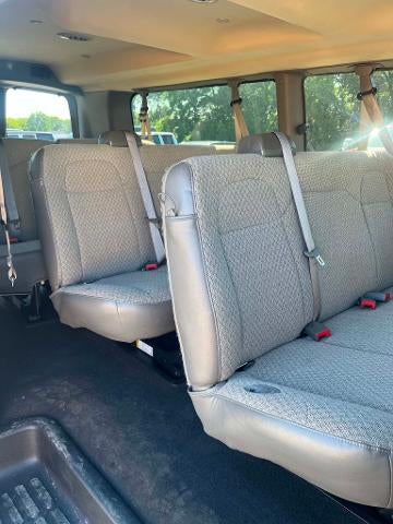 2025 Chevrolet Express Passenger 1LT