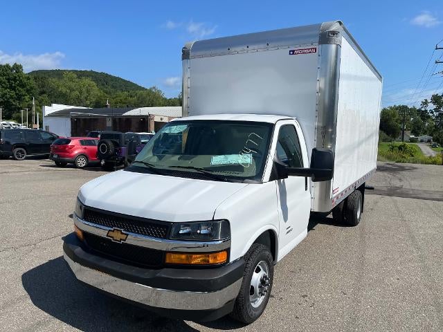 2026 Chevrolet Express Cutaway Base
