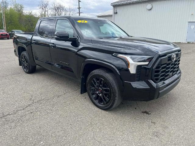 2024 Toyota Tundra 4WD SR5