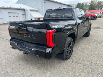 2024 Toyota Tundra 4WD SR5