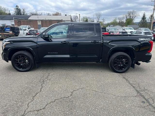 2024 Toyota Tundra 4WD SR5
